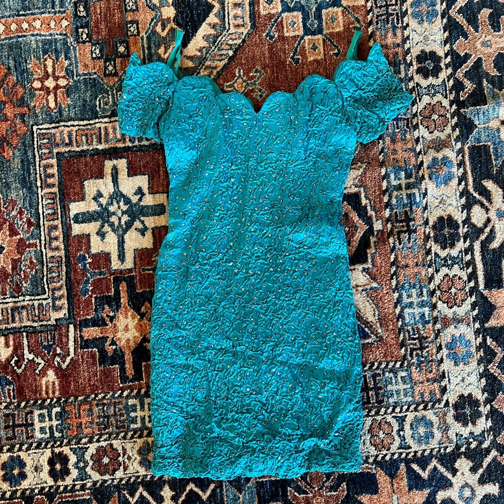Vintage 1980’s Zum Zum aqua blue satin glitter body-con